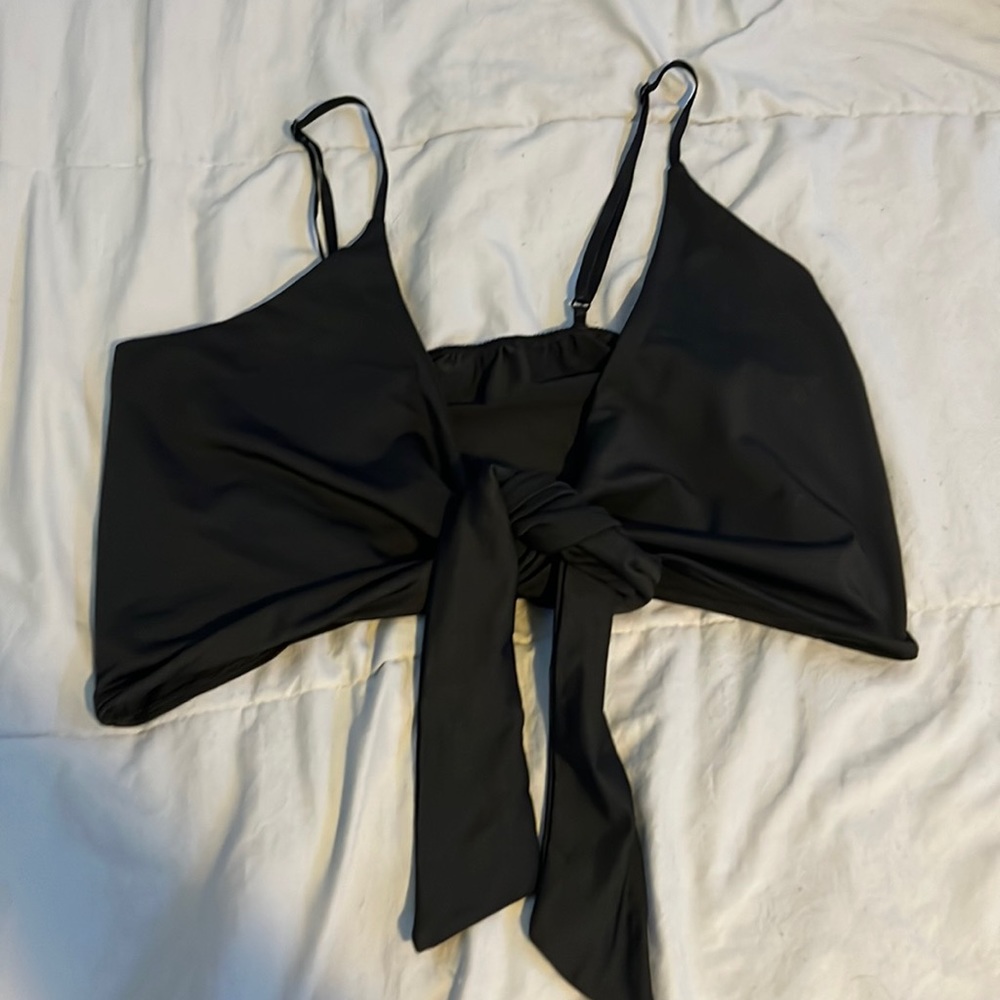 Black tie front tank top used